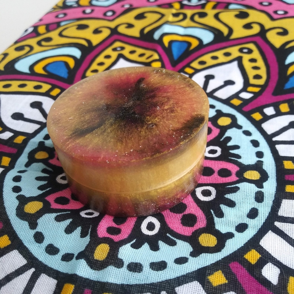Spice Grinder Epoxy Resin Art 420 Bud Flower Grinders Handmade Pocket - Picture 14 of 16
